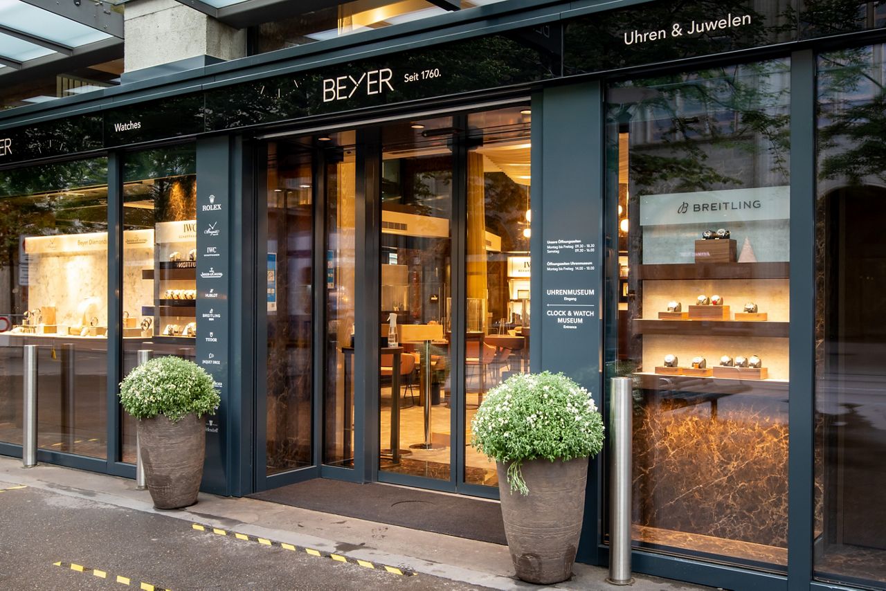 Record Sliding Door Range