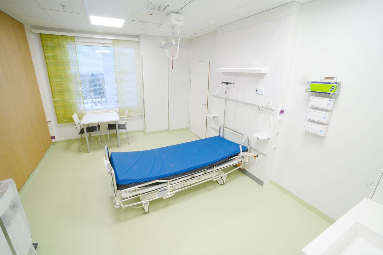 Kainuu hospital patient room