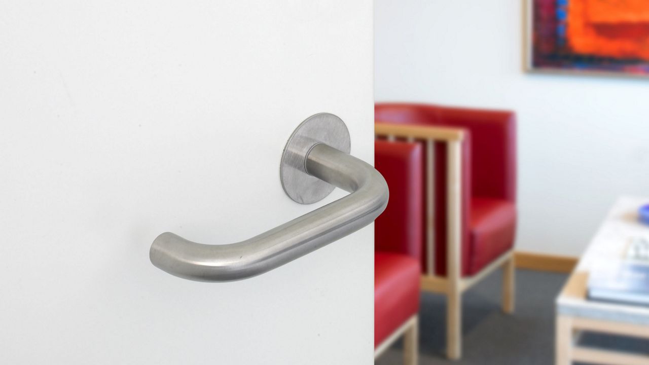 Ruko-Line dørgrebs serie fra ASSA ABLOY