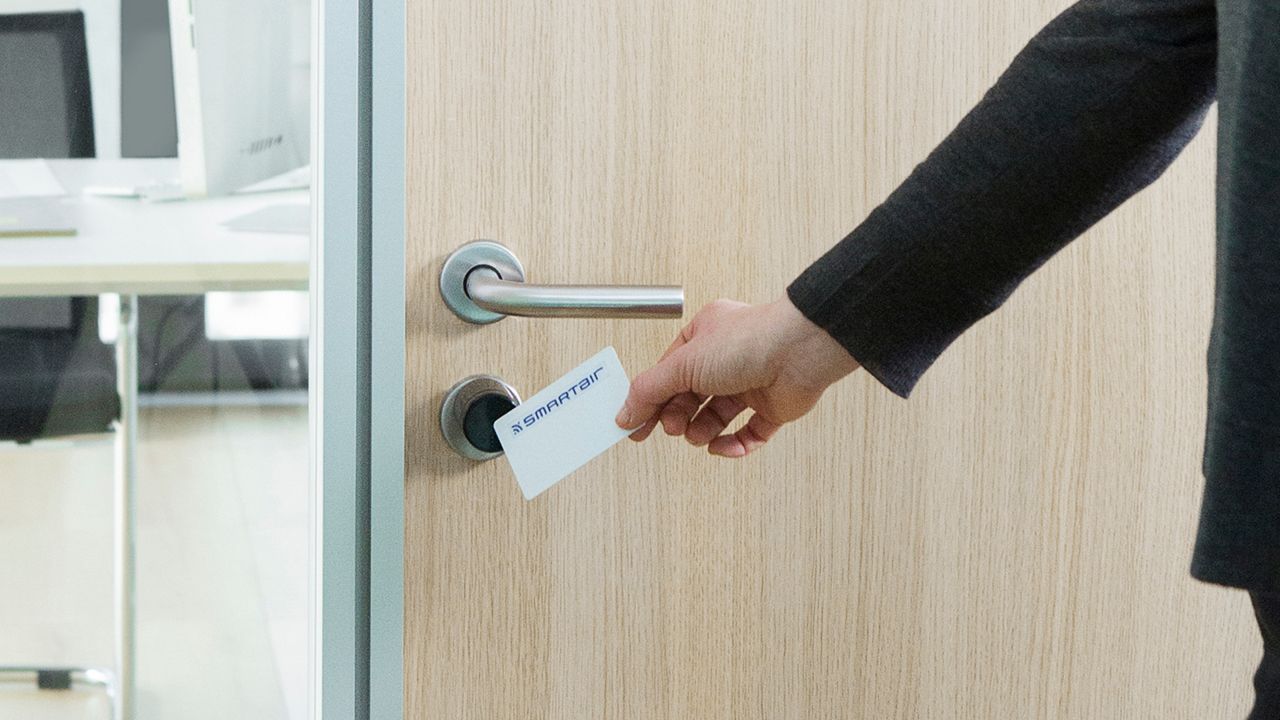 Image: SMARTair cilindru electronic cu buton