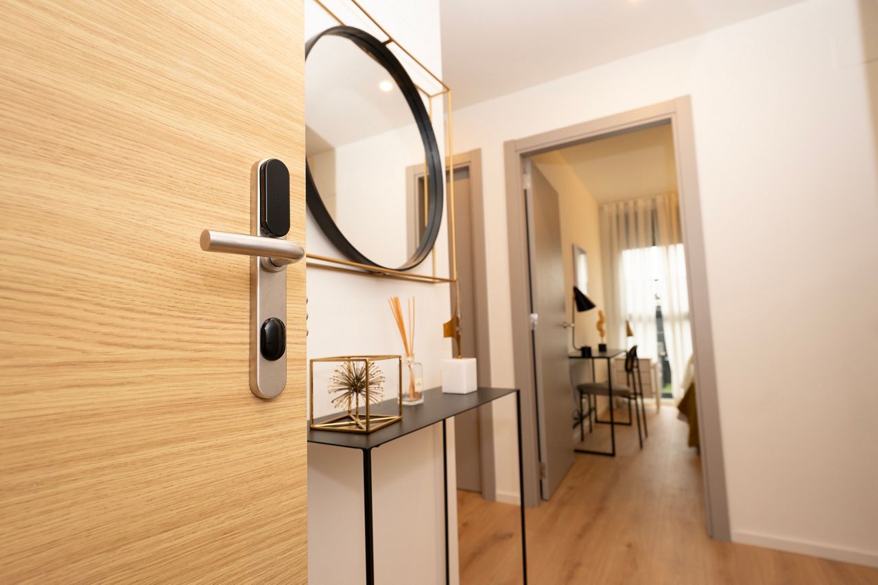 i-max