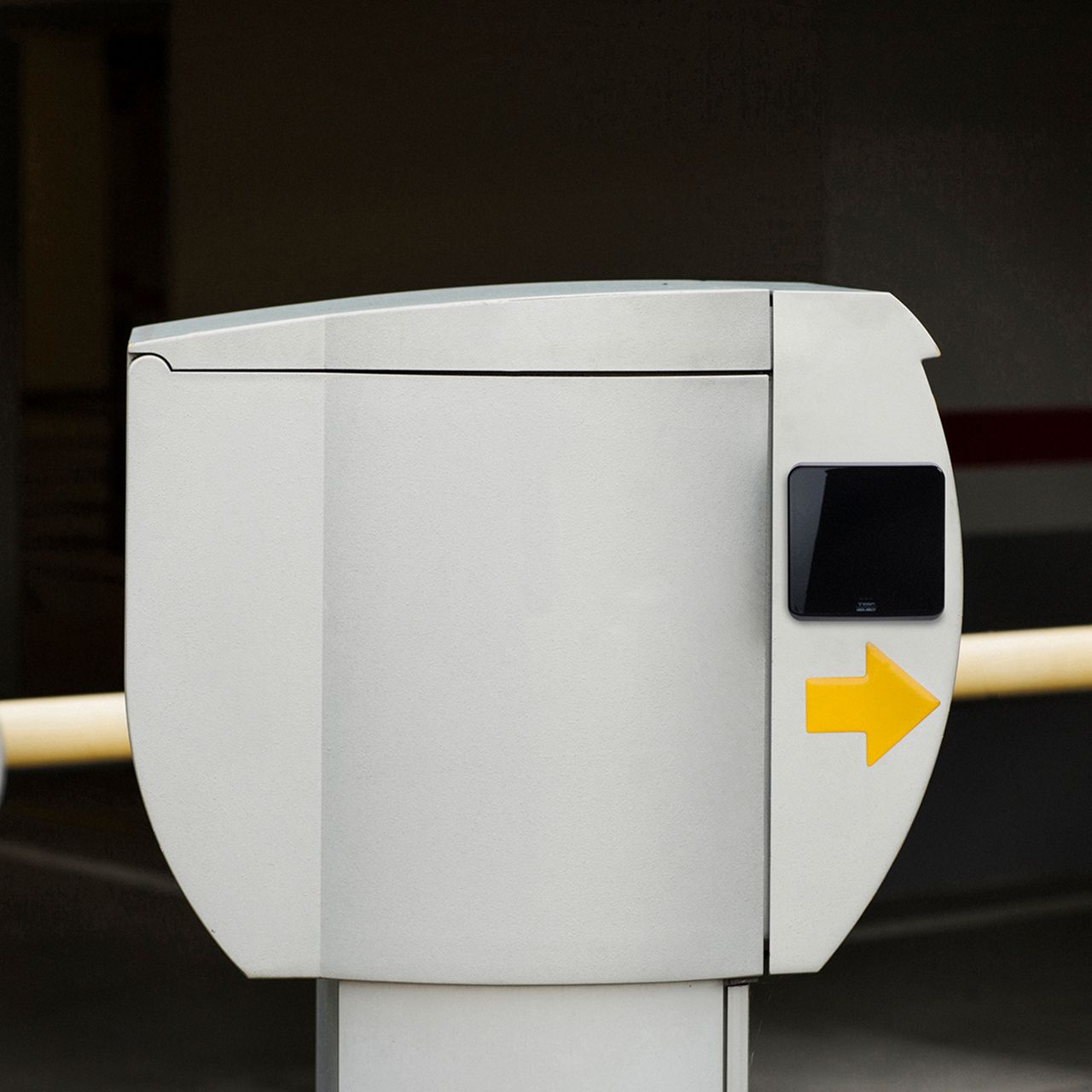 Image: Open doors from a distance of 3 to 5 meters with the Openow Parking Mode