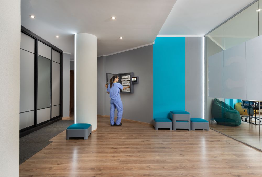 Image: cabinet electronic pentru chei traka touch pro s in-situ într-un spital