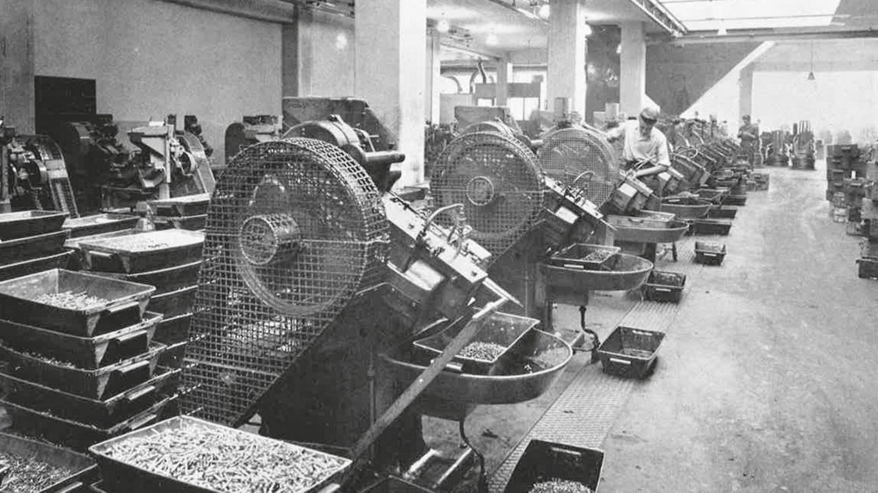 Historical images from ASSA's factory are a document from Swedish industrial history.