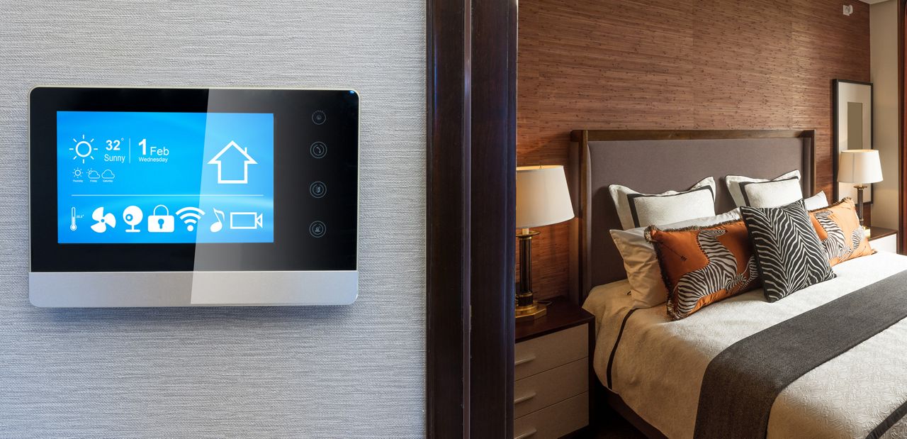 The Top 4 Smart Technologies That Quickly Improve Hotel Guest Experiences