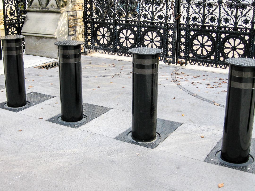 Titan automatic retractable bollard black powder coat