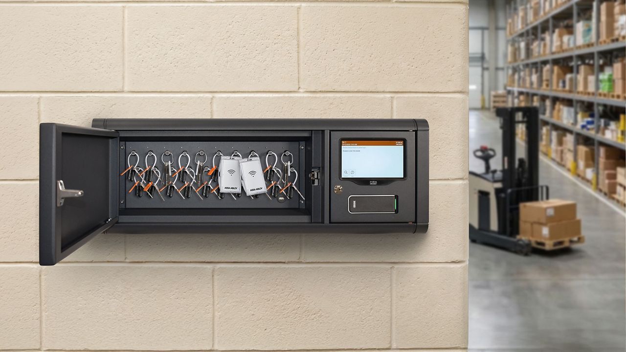 Traka Touch Core