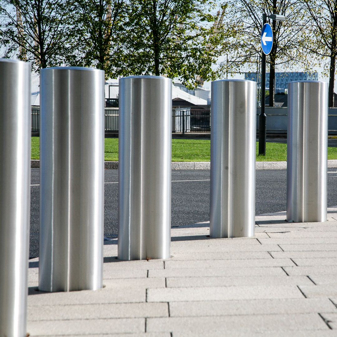 Ultra shallow mount bollards stainless steel