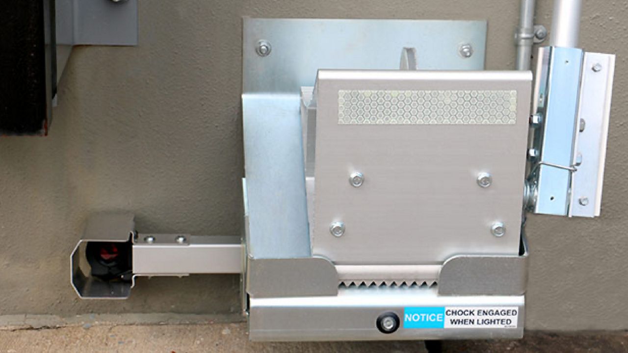  The VersaChock system in a cradle. 