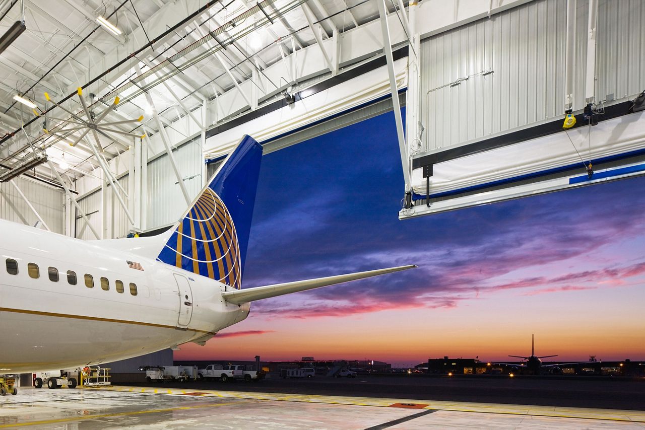 Grootste Megadoor voor allergrootste hangardeur