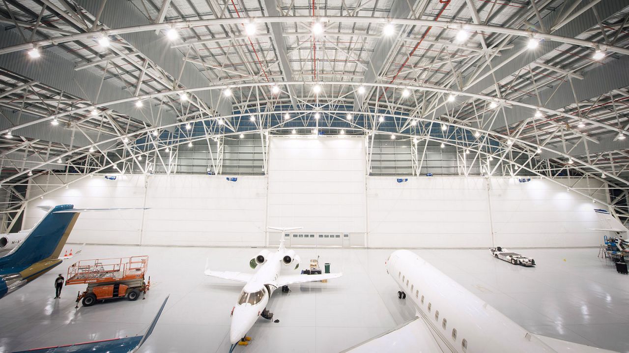 Image: Gigantische hangardeur Megadoor