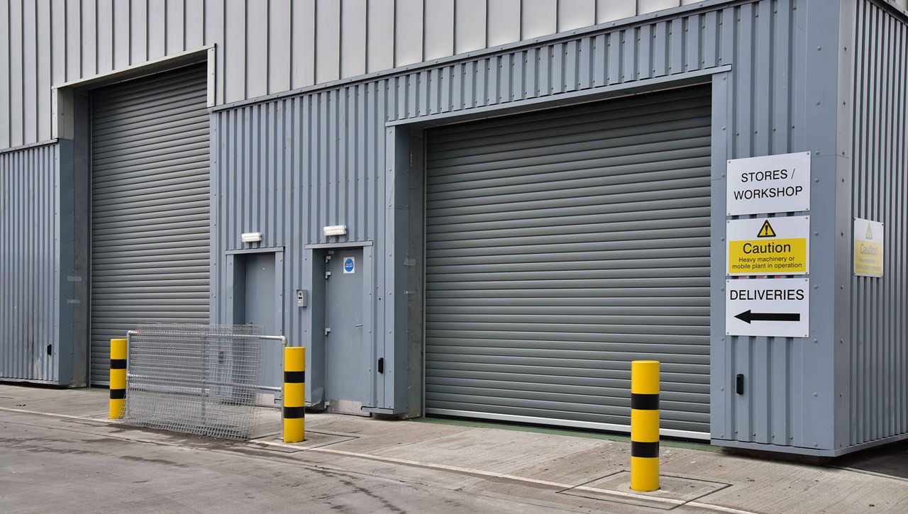 ASSA ABLOY insulated roller shutter at a waste and recycle plant