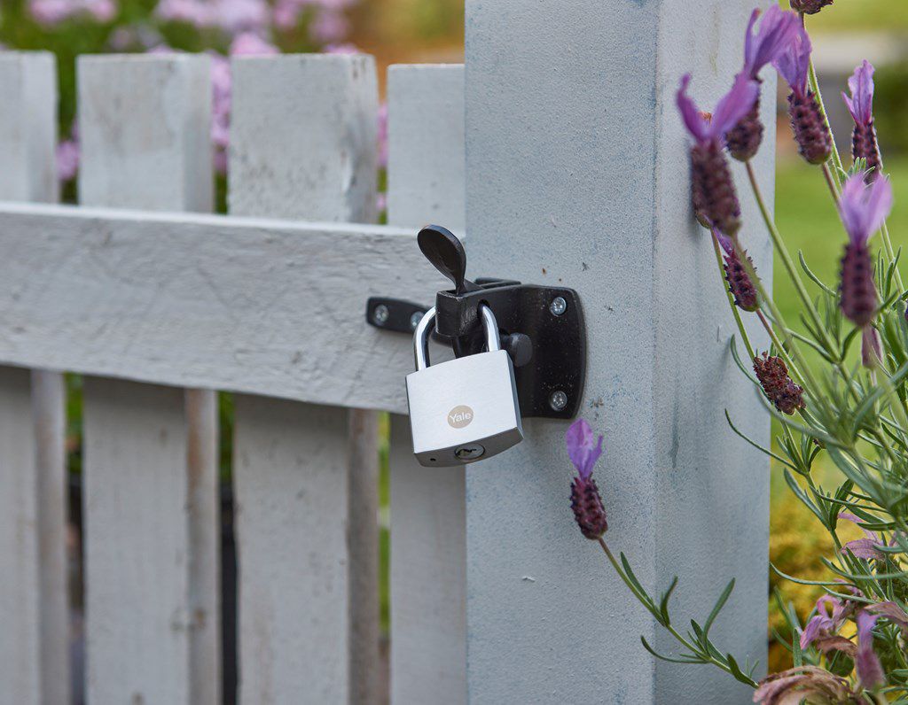 Yale lock