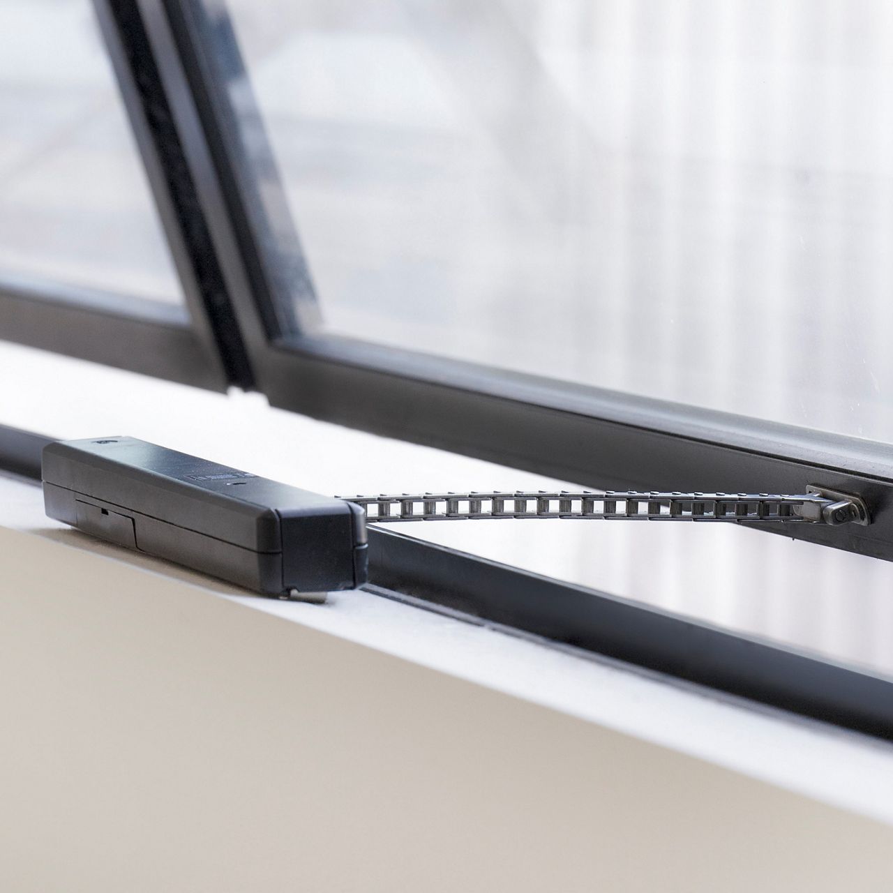 Aeron Actuator