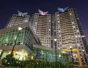 Amanora Park Town, India 