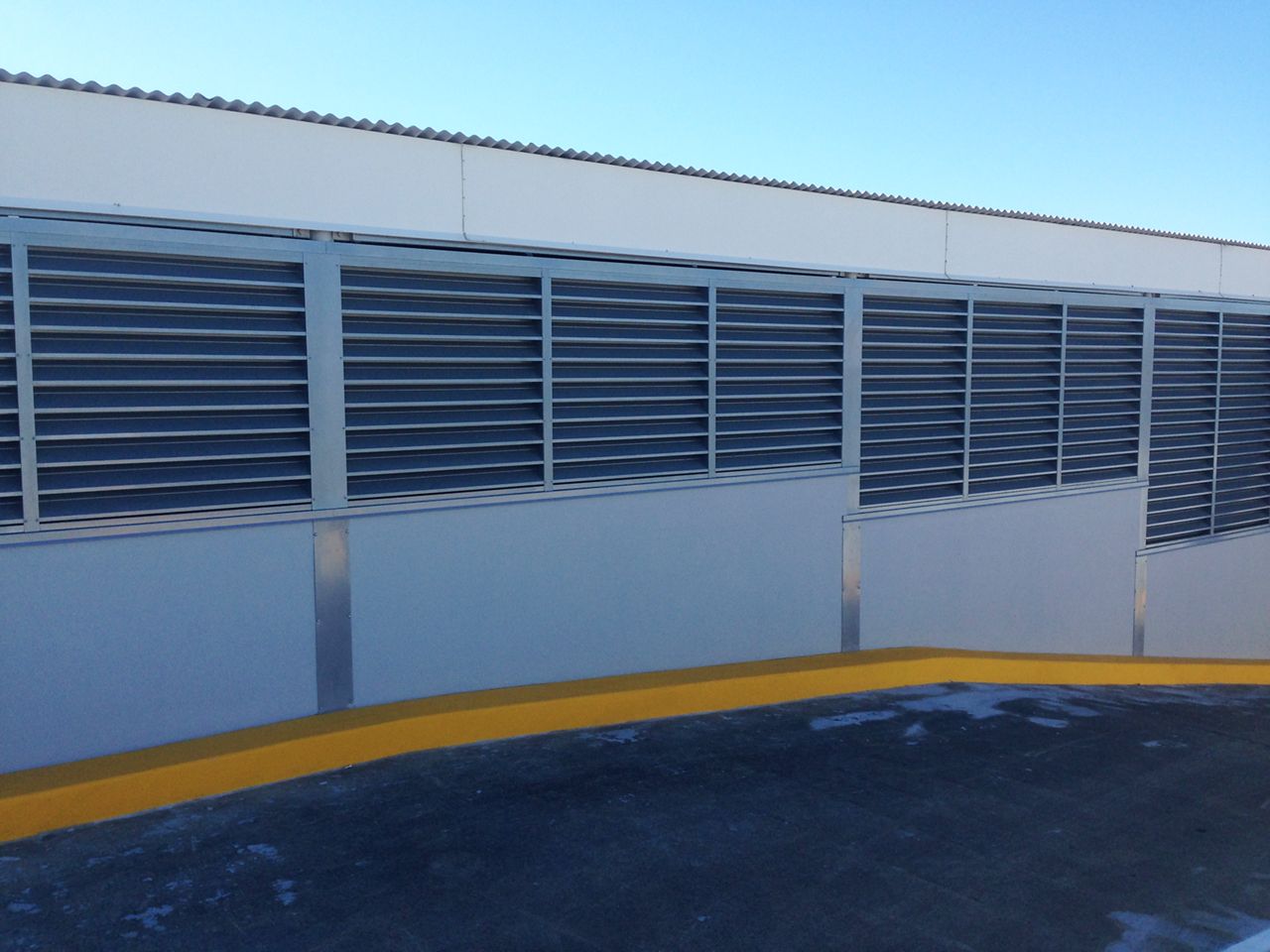 AME100 Fixed Louvre - Framed