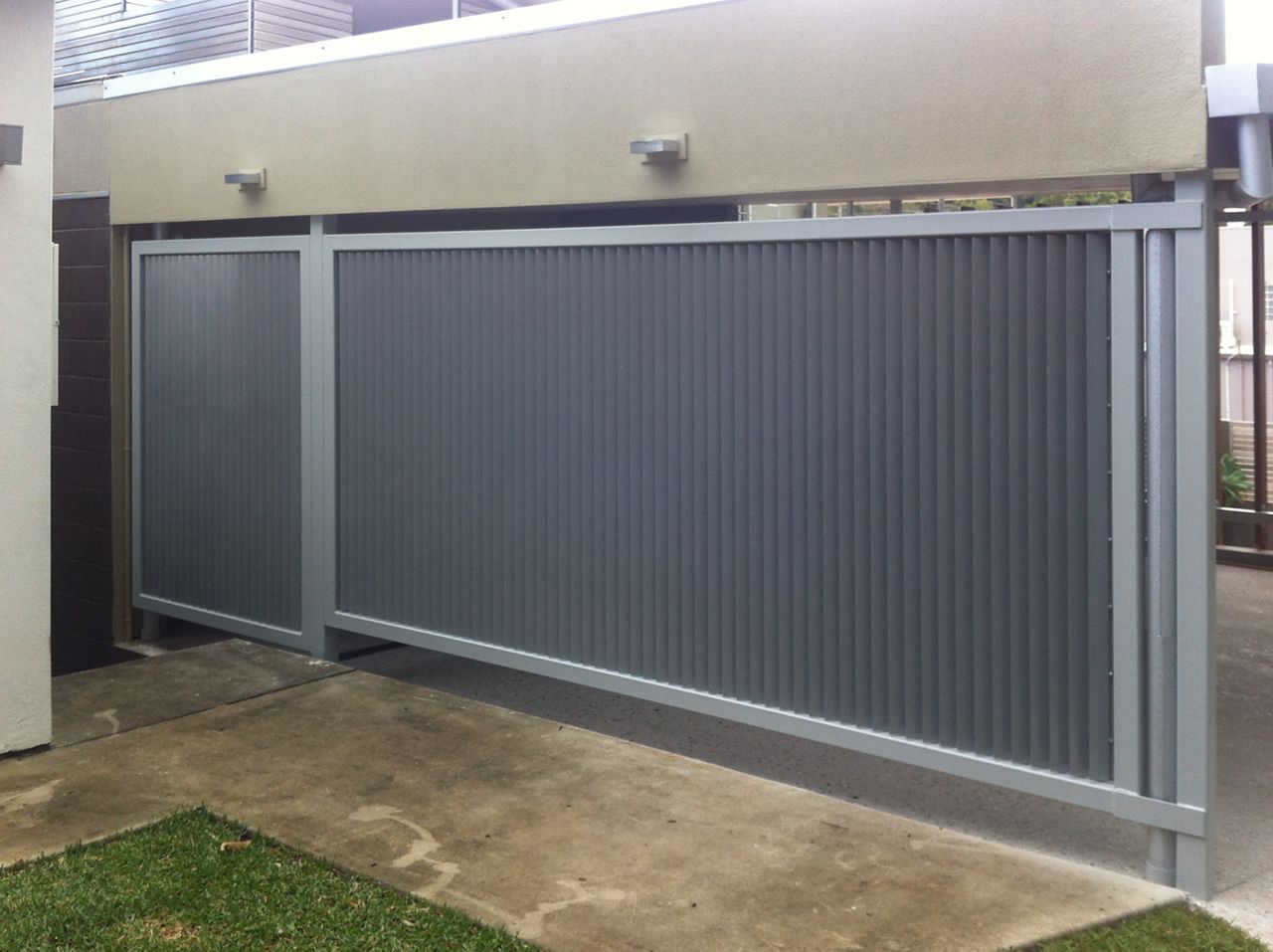 Image: Bespoke Louvre Screens