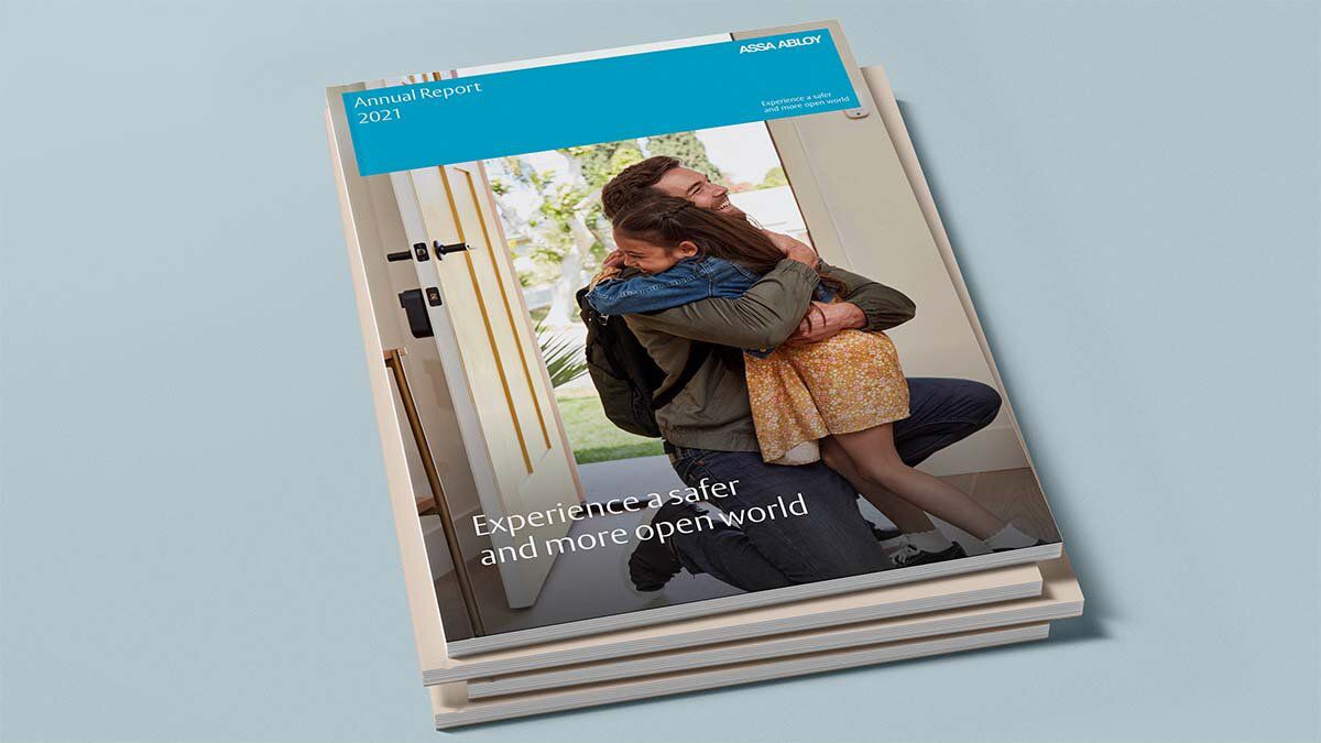 Image of stack with ASSA ABLOY annual reports