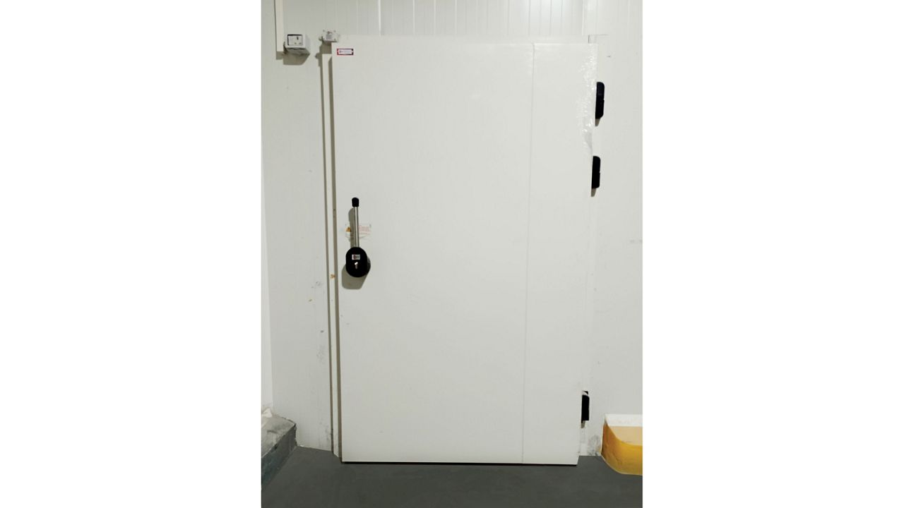 ASSA ABLOY MAK Swing Blast Freezer