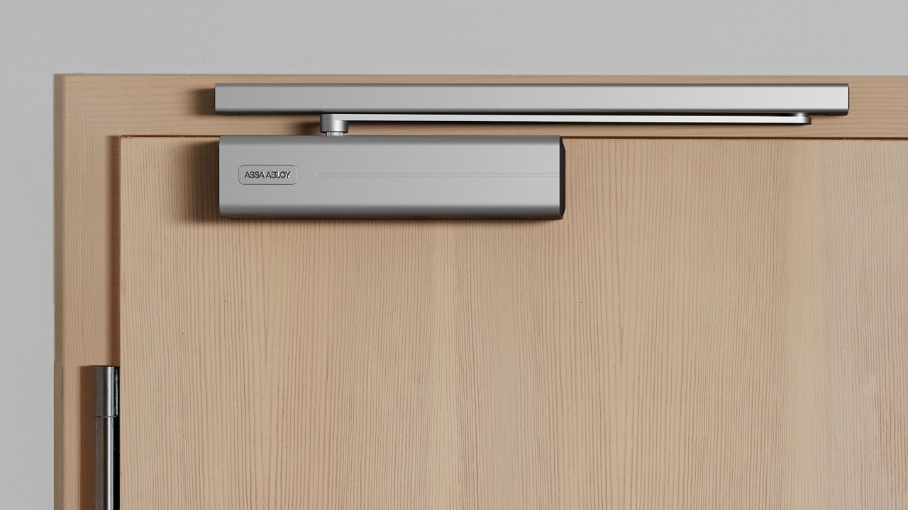 Tesa Assa Abloy DC140 - dev1-, Articulated Arm Deurdranger DC140, Force EN2/3/4, Zwart