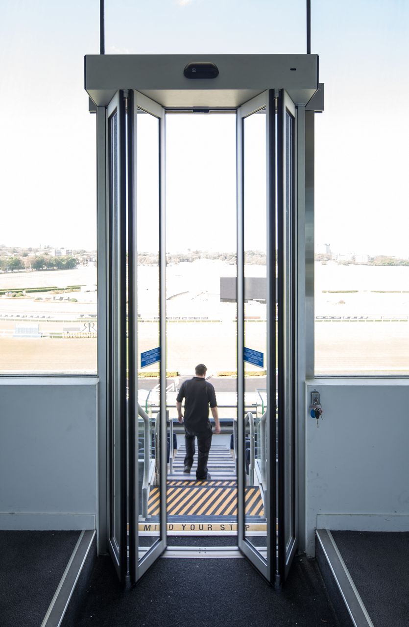 Smart entry system solution fit for your requirements – no matter if space is limited.