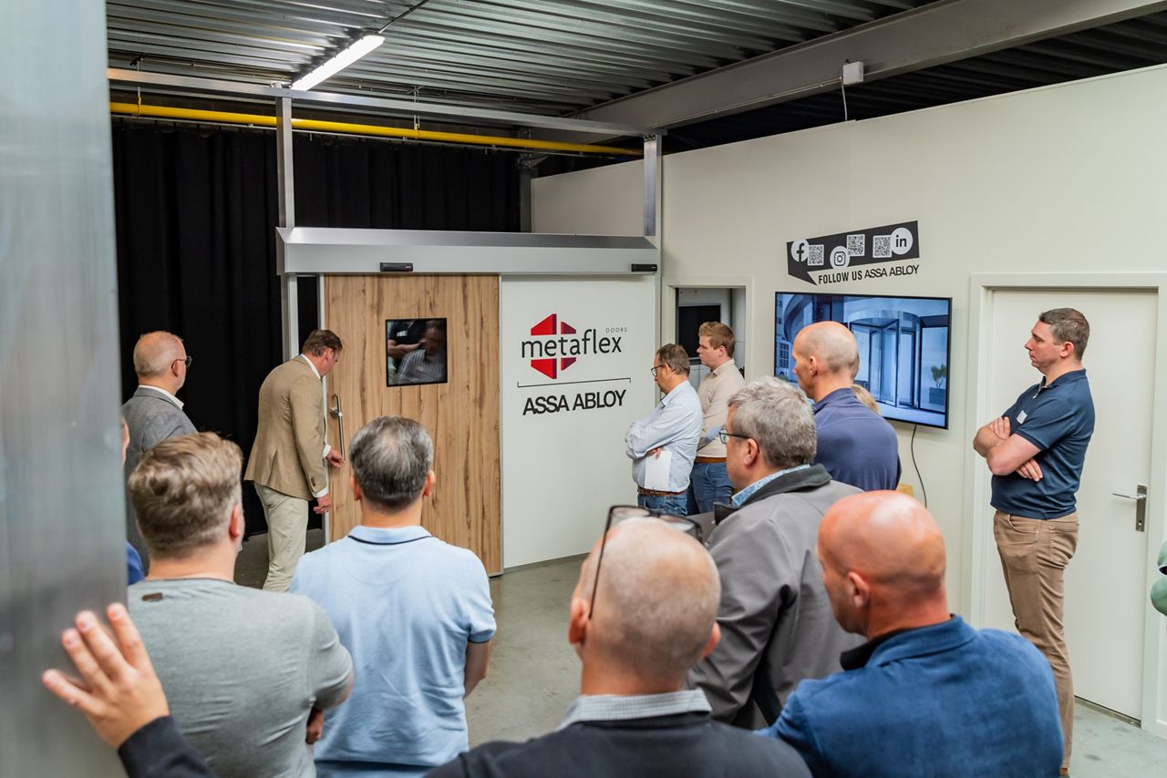 ASSA ABLOY en Metaflex in de showroom in Houthalen