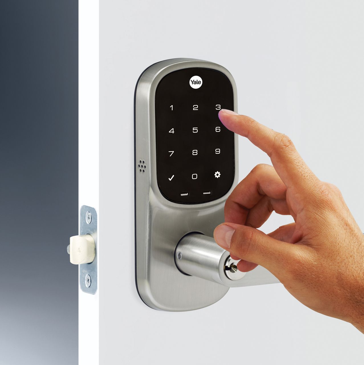 assure-lever-silver-keypad.jpg
