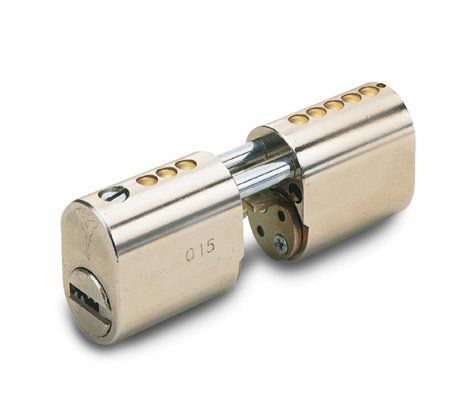 b24a0-cylinderfor_c-v-l-typelocksjpg-jpg-p0x0-q85-m1020x420-framenumbe.jpg