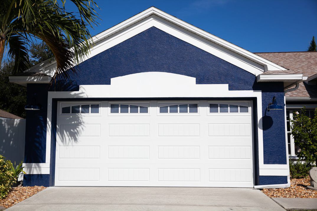 Amarr Garage Door Helps Transform Military Family’s Home