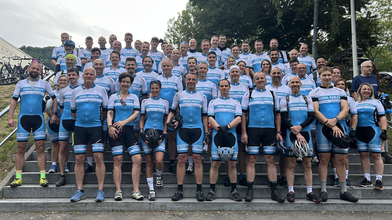 Bike marathon race team
