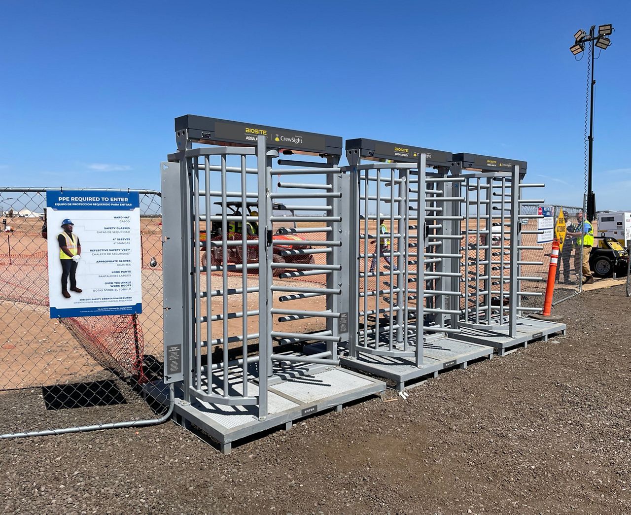 Jobsite turnstiles for construction jobsites