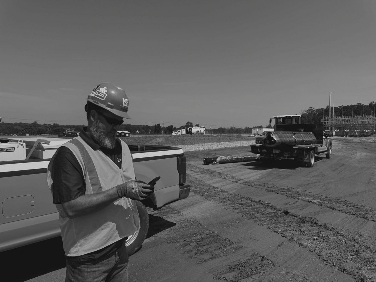 CrewSight time and attendance dashboard tracks labor hours by trade, company, and jobsite for accurate payroll and compliance.”