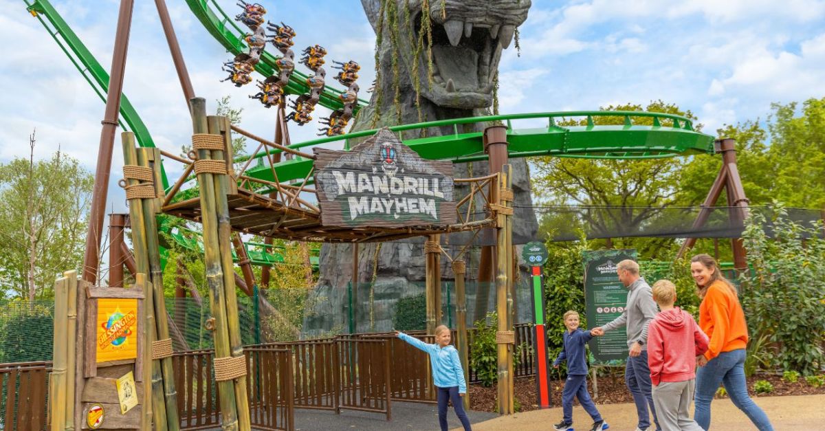 Intelligent key management solutions for amusement parks