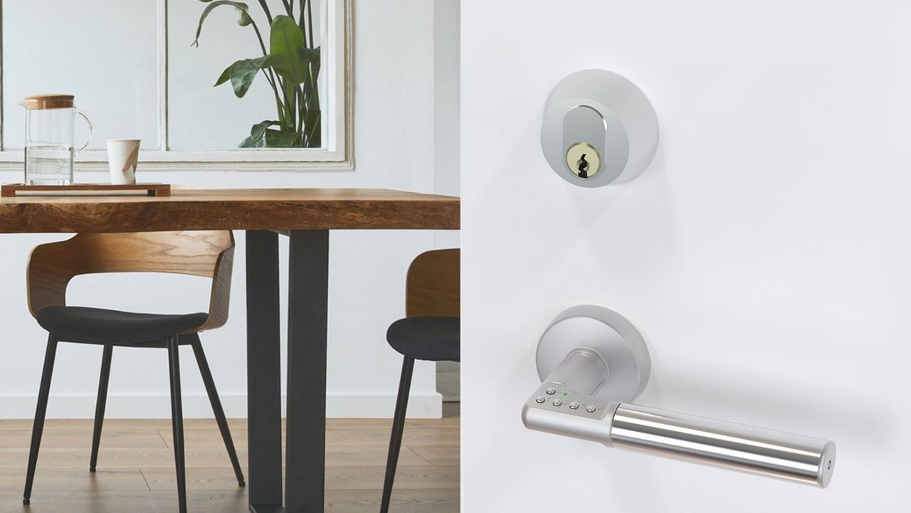 ASSA ABLOY Code handle.