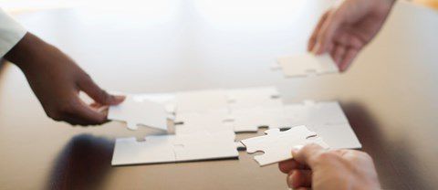Collaboration avec nos partenaires fabricants de systèmes de contrôle d'accès