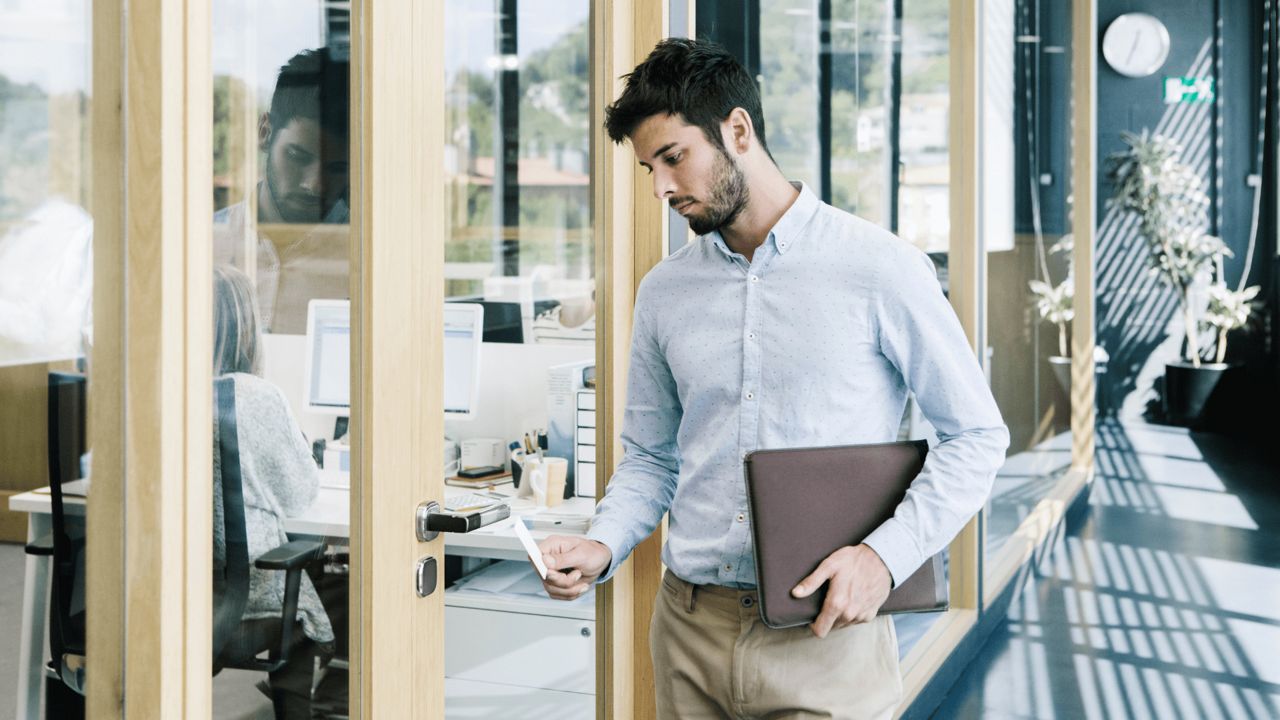 Contrôle d'accès et identification