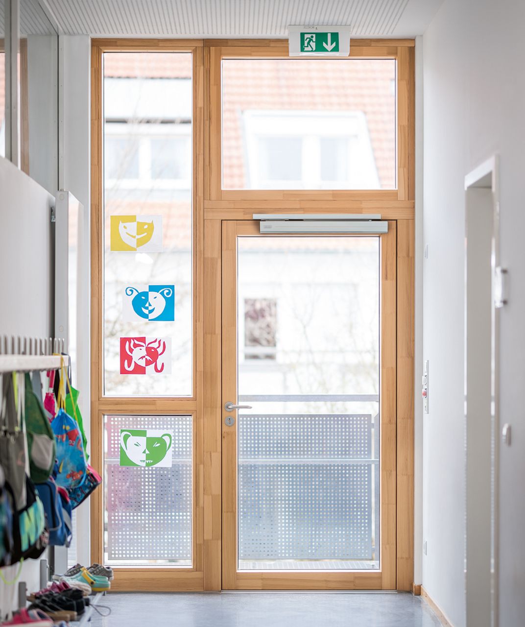 Image: DC 700G-FT montato in una scuola elementare