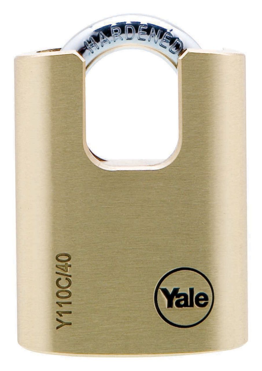 Image: de40a-c_handy_brass_padlockswithclosedshackleyaley110c401191.jpg