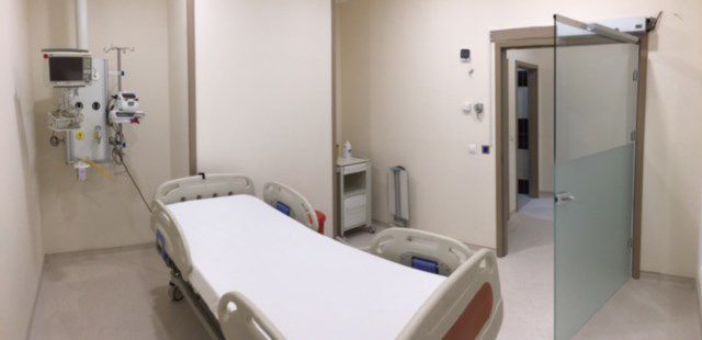 Per il Medical Park Bursa Hospital sono state scelte le automazioni per porte scorrevoli e porte a battente a marchio Ditec