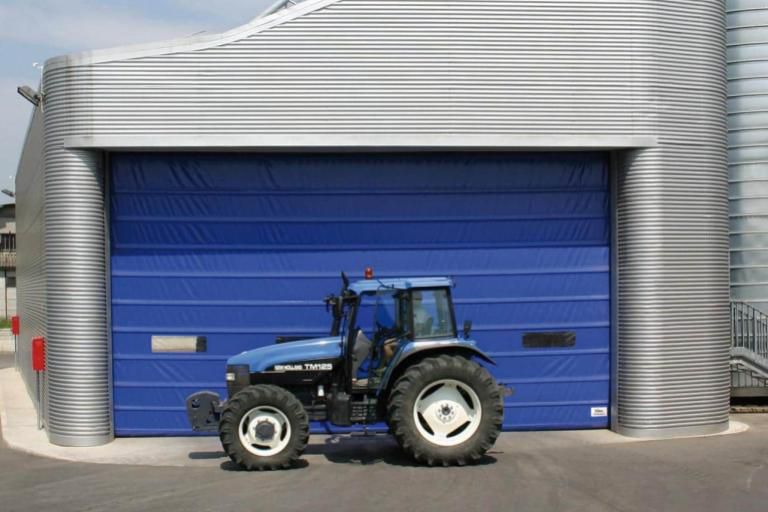  Large dimension Ditec Traffic CM door