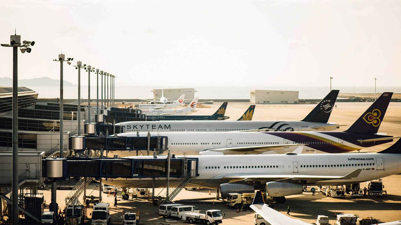 Airplanes at the airport