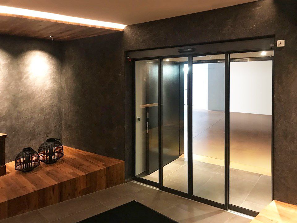Entrematic Sliding Door Hotel Paradies Laces