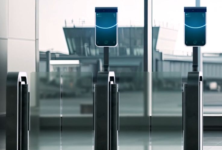 The BG100 Speedgate supports faster, touchless movement through airport checkpoints.