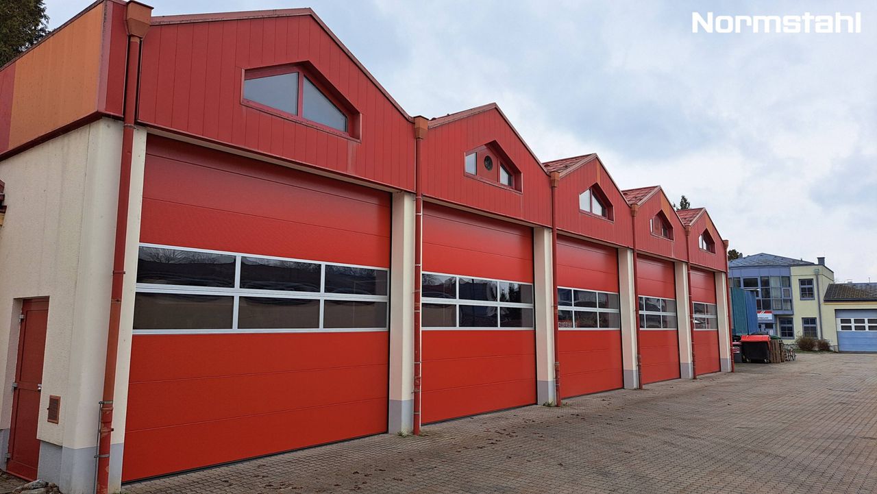 fünf OSP42A Industrietore