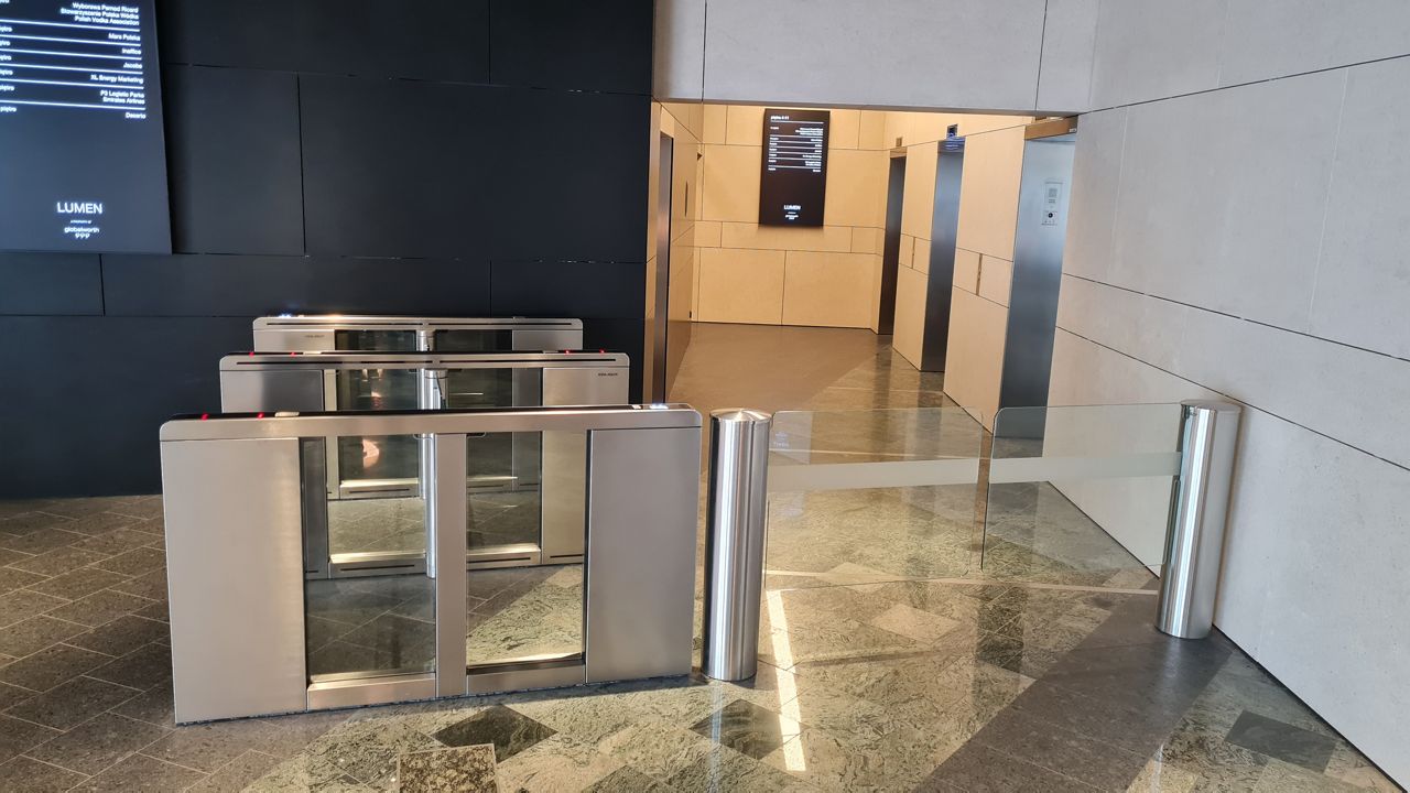 ASSA ABLOY GS220 Swing gates