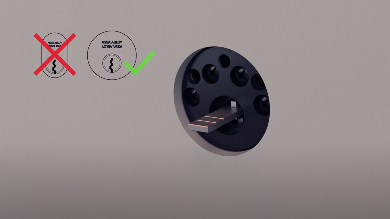 Yale Linus Scandinavia Lock installation.