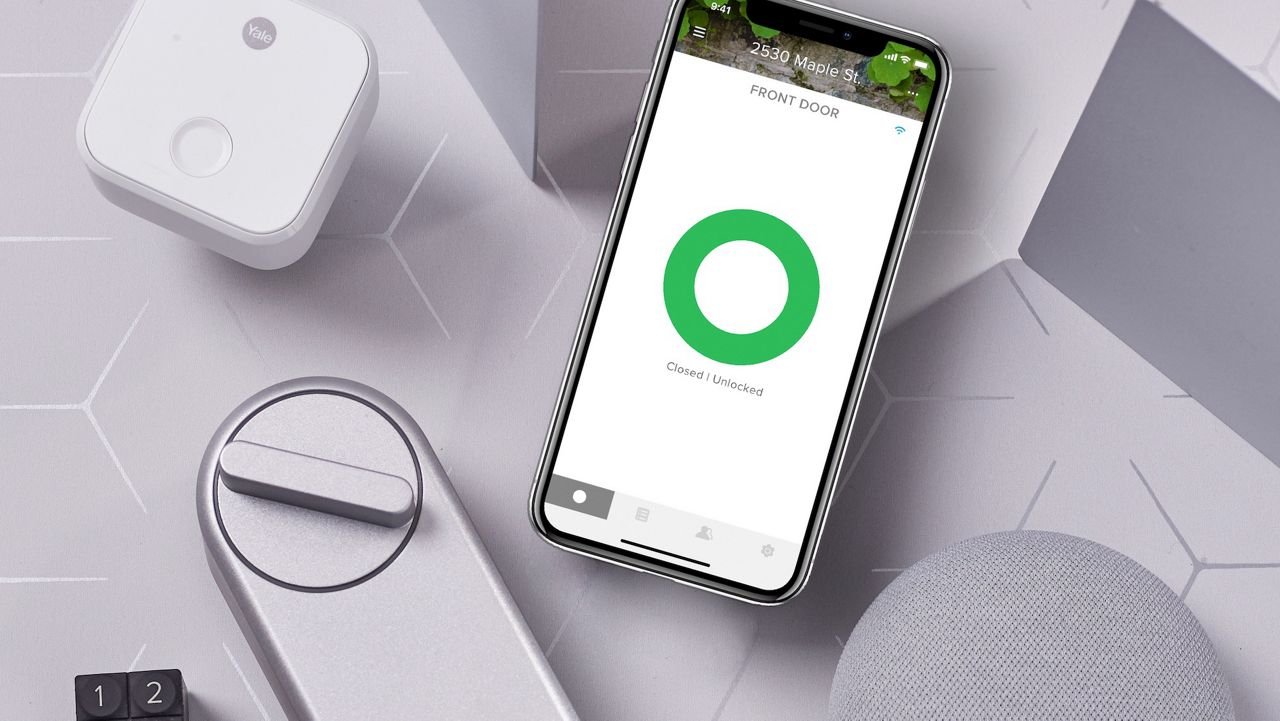 Yale Linus, Yale Connect Wi-Fi Bridge en andere Yale Smart Lock Accessoires.