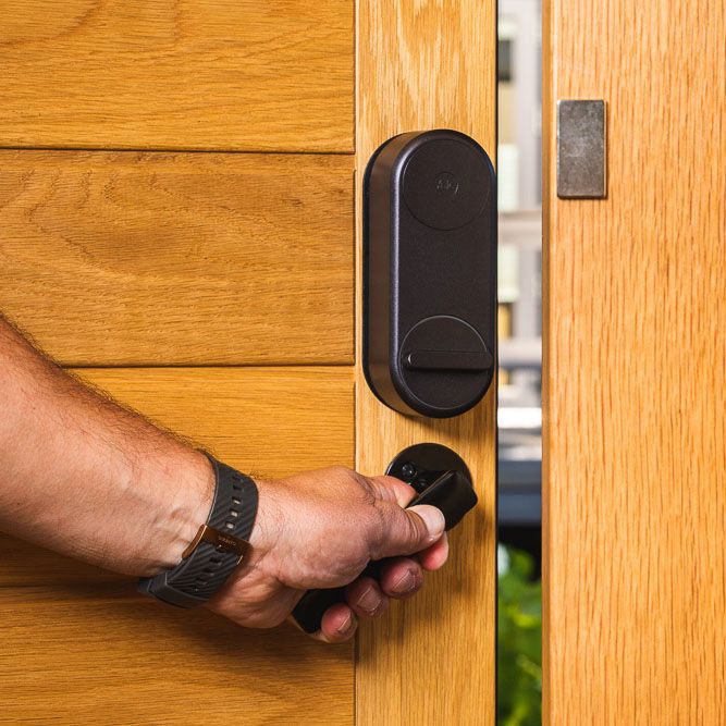 Yale Linus -älylukko 