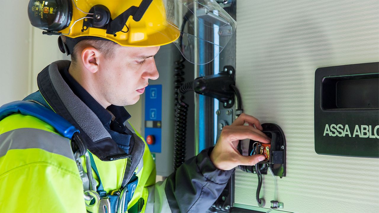 ASSA ABLOY utfører forebyggende vedlikehold
