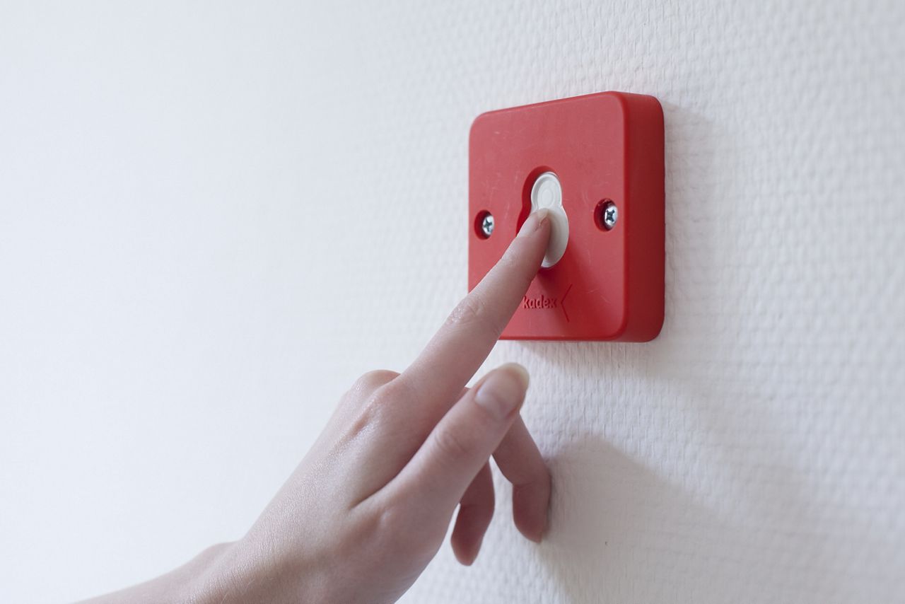 Kadex manual alarms.